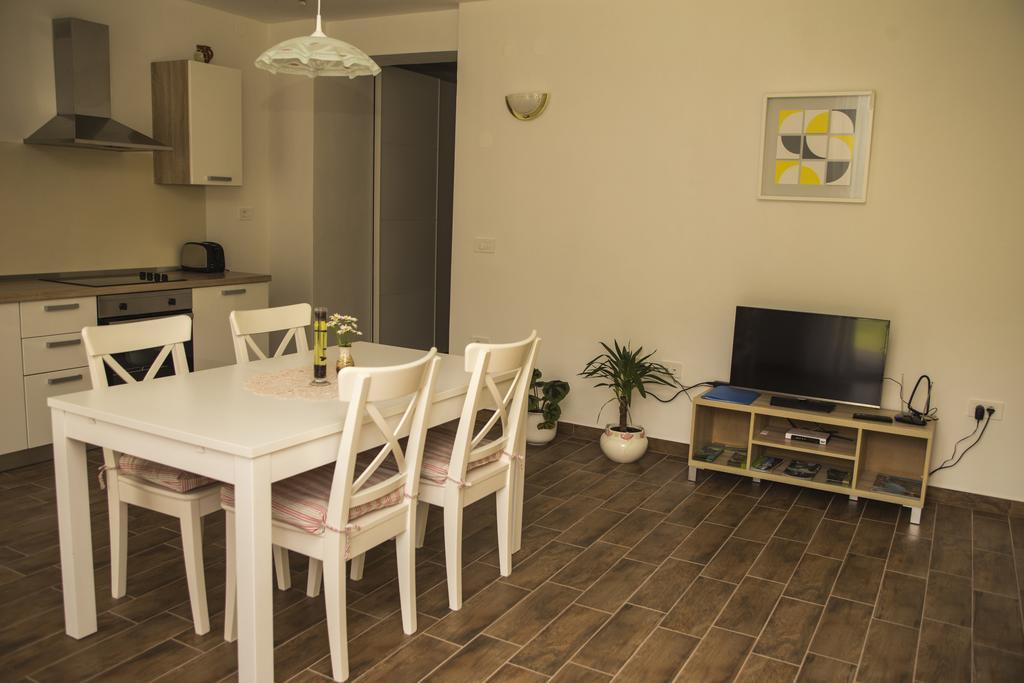 Apartments Maligoj Толмин Стая снимка
