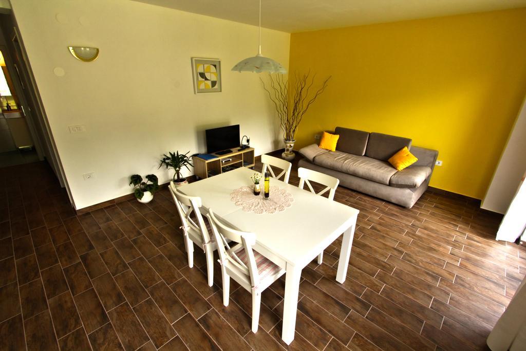 Apartments Maligoj Толмин Стая снимка